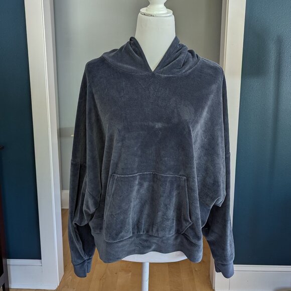 American Eagle Velour Women's Batwing Hoodie Size Large Y2K Grey - Picture 1 of 9